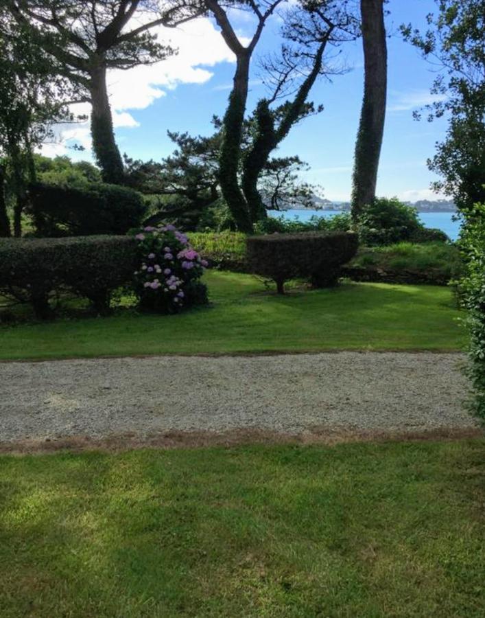 Les Hortensias Grande Tente Familiale Deux Chambres Et Sejour Vue Mer Sur Camping Nature Plestin-les-Grèves Kültér fotó