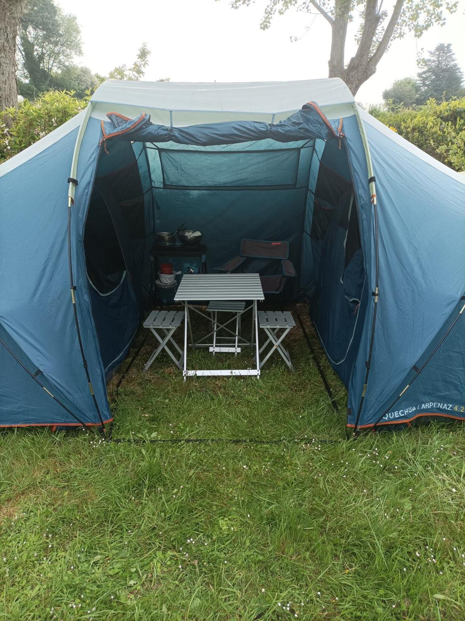 Les Hortensias Grande Tente Familiale Deux Chambres Et Sejour Vue Mer Sur Camping Nature Plestin-les-Grèves Szoba fotó